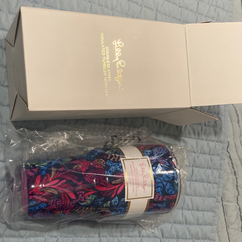 Lilly Pulitzer 30 oz Insulated Tumbler in Calypso Coast